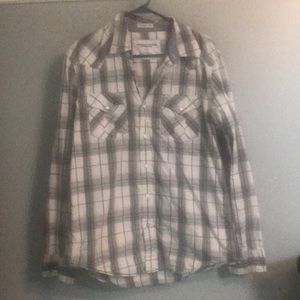 AE button down